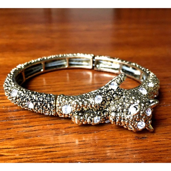 Vtg Exquisite Goldtone Crystal Rhinestone Leopard Hinged Bangle Cuff Bracelet - Picture 7 of 12